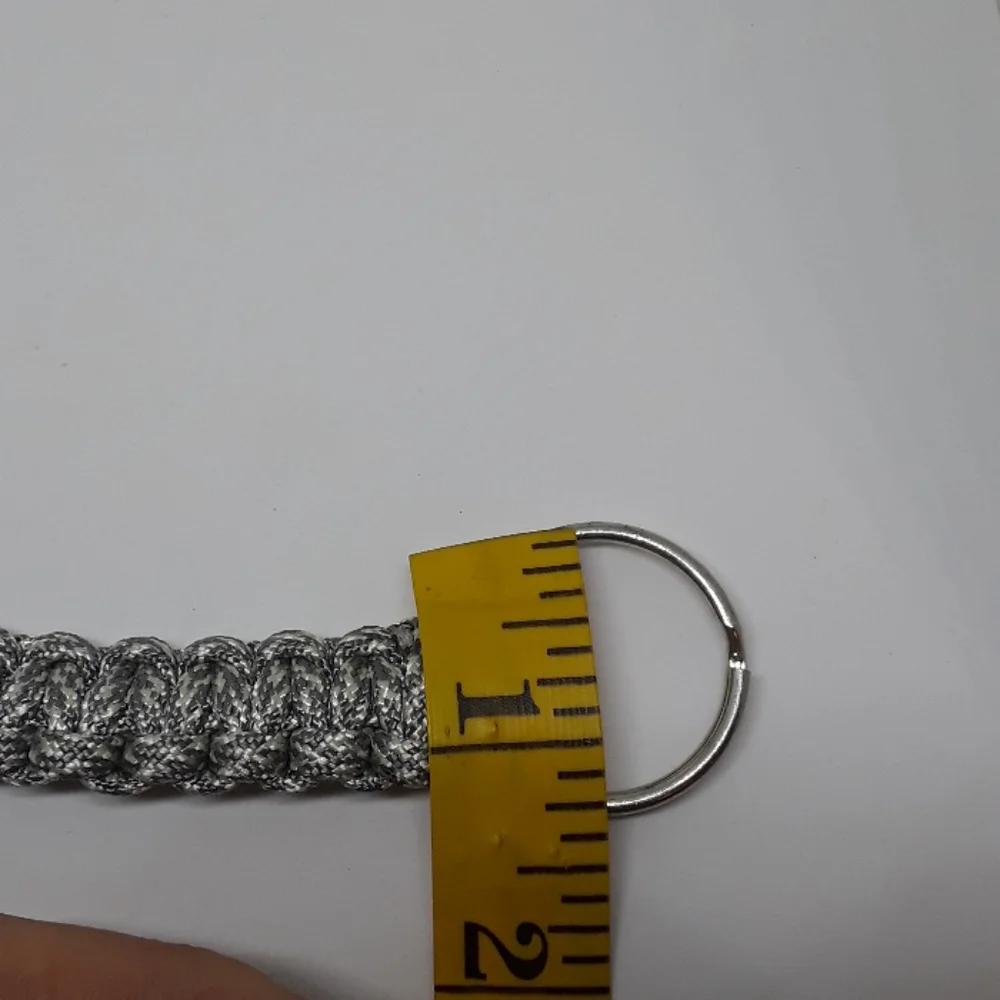 Handmade 550 paracord keychain
